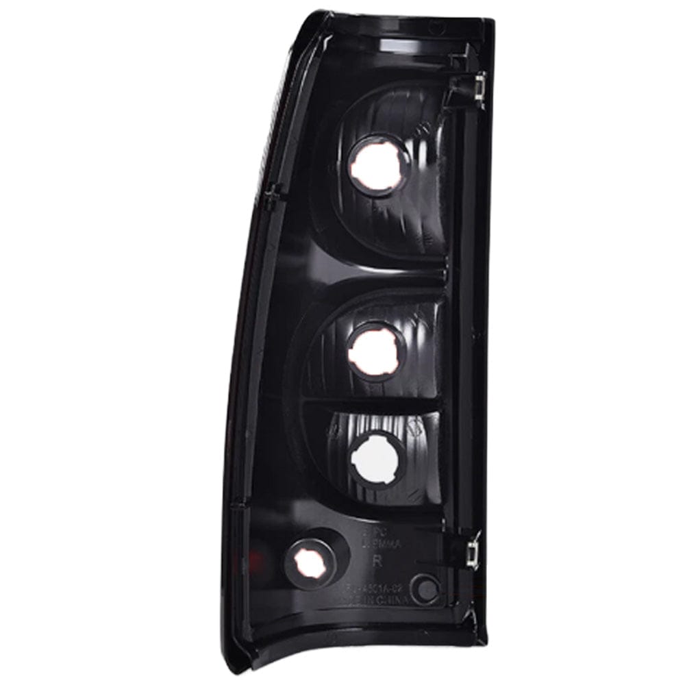 Chevy Silverado 1500 Rear Tail Light Assembly 2003–2006