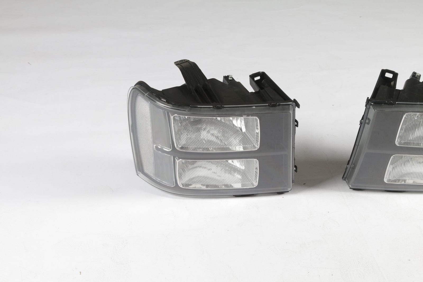 Fit For GMC Sierra 1500 2500HD 3500HD 07-14 Black Clear Headlights Lamps LH RH