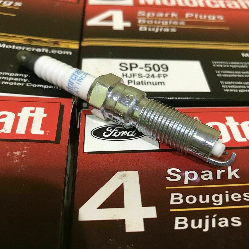 MotorCraft SP-509 Platinum Spark Plugs for Ford Explorer Super Duty 6.8L (8-Pack)